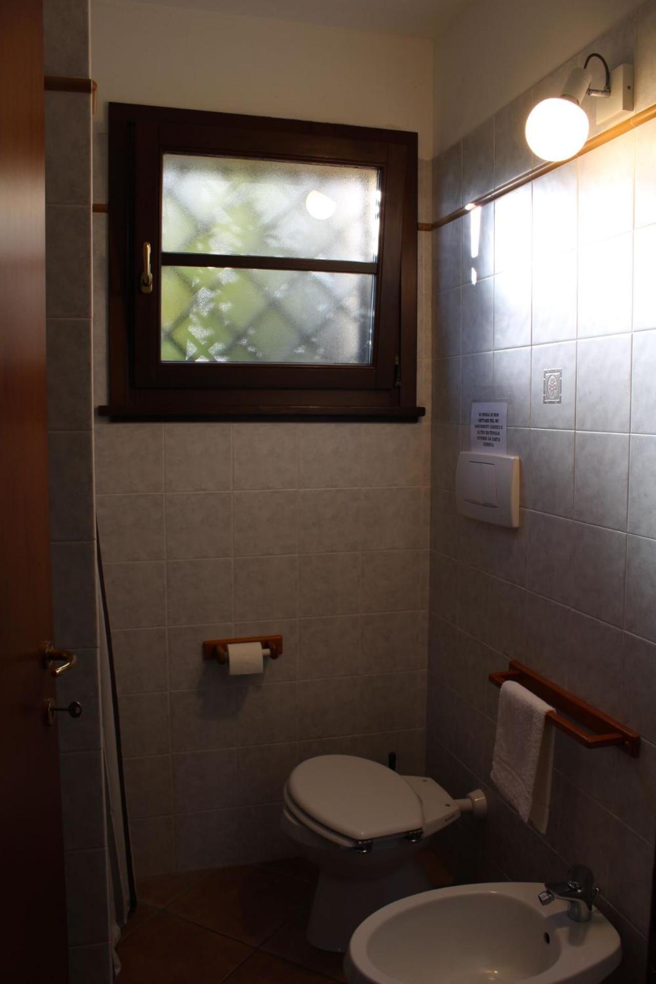 Casa "Ale" Con Piscina Comune E Bellissimo Giardino A 5 Minuti Dal Mare Cecina (Livorno) Bagian luar foto