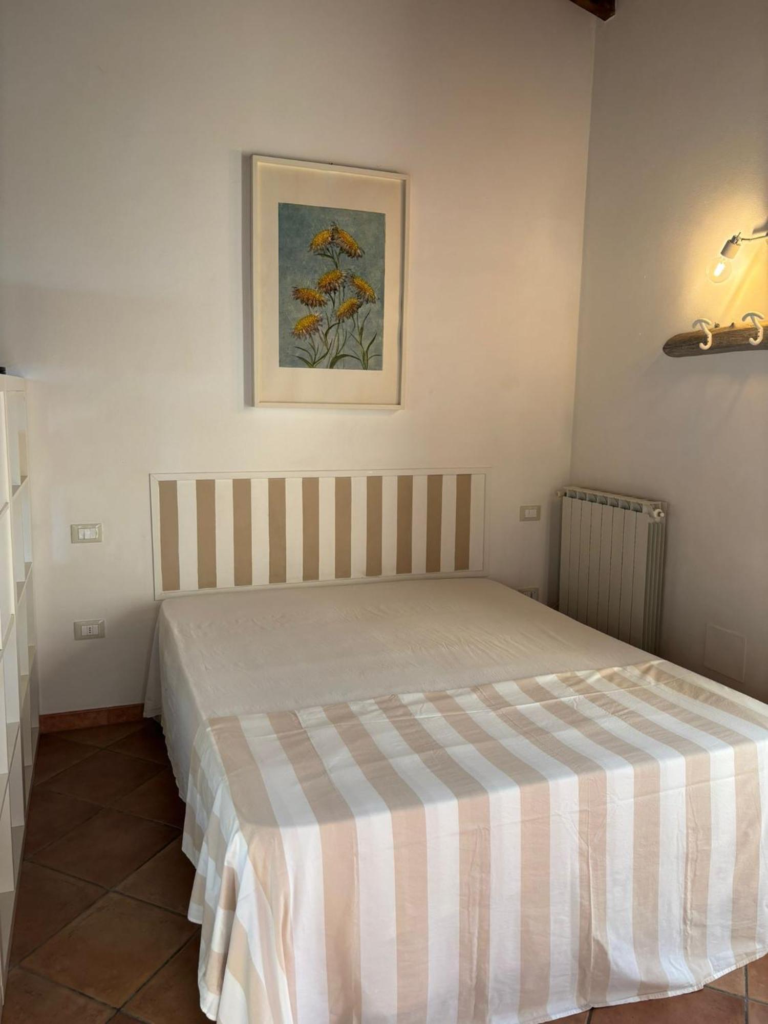 Casa "Ale" Con Piscina Comune E Bellissimo Giardino A 5 Minuti Dal Mare Cecina (Livorno) Bagian luar foto